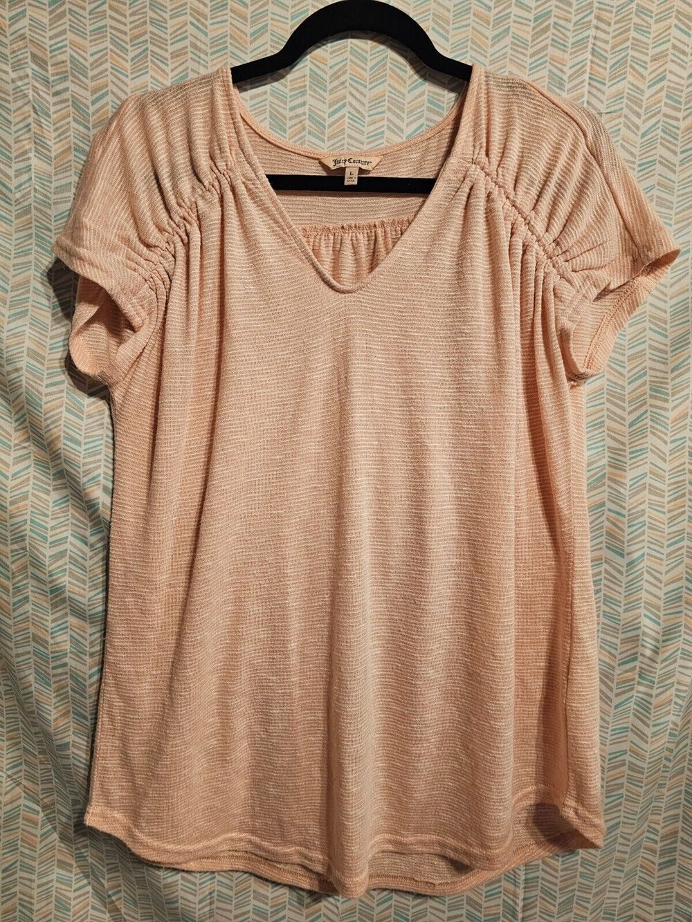 Juicy Couture Womens Size Large Shirt Pink Short Sleeve Ruched V Neck Metallic